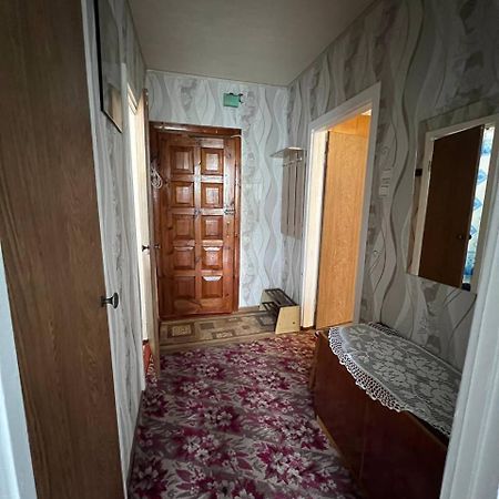 Уютная Квартира Посуточно Улица Белова TTchernihiv Extérieur photo
